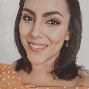 Meet your Posher, Ana